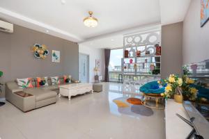 Căn Hộ View Biển - Đối Diện Tháp Tam Thắng Bãi Sau