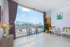 Căn Hộ View Biển - Đối Diện Tháp Tam Thắng Bãi Sau