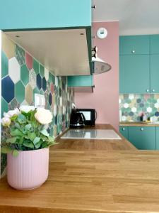 Zoo Arena Stay Free Parking