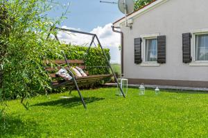 Istranka in Frkeči (Haus für 4 Personen)