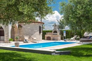 Istranka in Frkeči (Haus für 4 Personen)