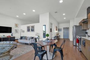 Nashville Retreat Stylish Condo Near Broadway