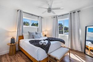 4BR 2BA Sleeps 8 North Miami Villa with Private Pool Ping Pong Gated
