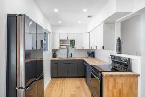4BR 2BA Sleeps 8 North Miami Villa with Private Pool Ping Pong Gated