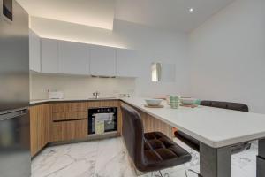 Casa Elena, Private Garden, Office,1 Minute to the Sea by Haven & Keys Malta