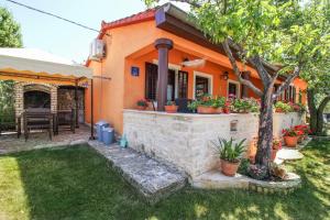 Klen in Smoljanci (Haus für 4 Personen)