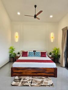 Villa plumeria vista - A Bloom by the Lake