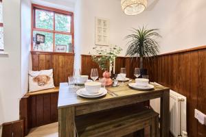 Oakworth 3 Bed Cottage, Sleeps 5, Haworth, Brontë