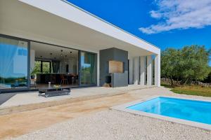 Villa Vinci in Smoljanci (Haus für 4 Personen)