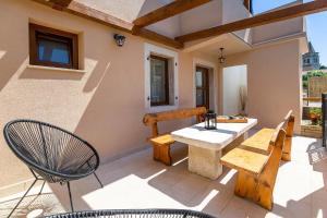 Almar in Rakalj - Haus für 4 Personen