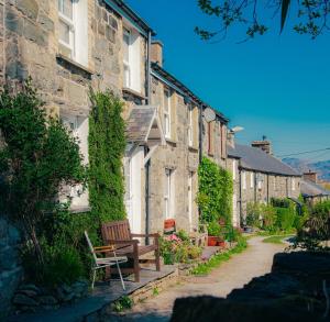 Little Cott - Cosy Welsh Cottage, a hiking retreat