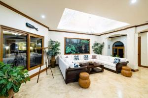 Villa Encantada Sunset Infinity Pool Escape