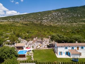 Villa Elia in Nova Vas - Haus für 8-10 Personen