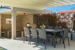 Villa Valentina in Krnica - Haus für 8-9 Personen