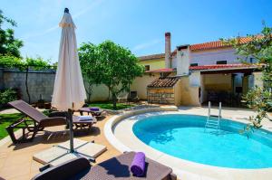 Villa Rosana in Muntić - Haus für 4-5 Personen