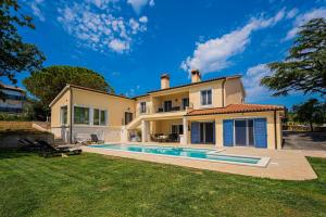 Villa Vera in Ližnjan - Haus für 8 Personen