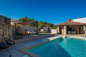 Villa Nora in Kršan - Haus für 4 Personen