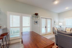 The Lemon - Main House