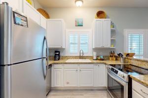 The Lemon - Main House