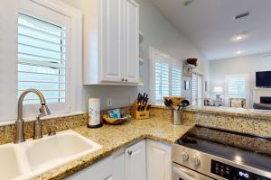 The Lemon - Main House