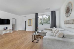 A Unique House with a Terrace and Garden in Cracow for 8 People by Noclegi Renters