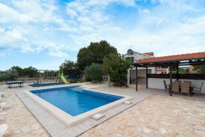 Villa Emanuel in Ljubitovica - Haus für 4-6 Personen