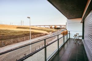 Bridge View with Balcony By Gt House