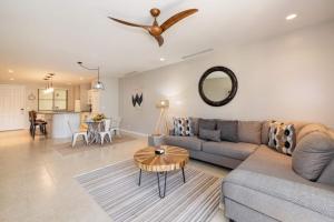 Casa Khe 2BR Condo in Pacifico 4 Guests