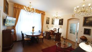 Luxury Gato View Apartment Karlovy Vary with private parking