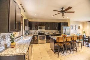 Pacifico L813 1BR Condo Pacifico Couples Retreat