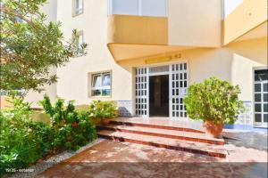 Apartamento frontal al mar a 50 m de la playa