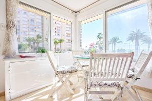 Apartamento frontal al mar a 50 m de la playa