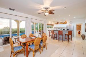 Nube Nueve 5BR Villa w Pool & Ocean Views