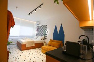 Valory #2,4 Aesthetic Stay