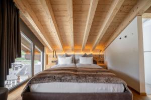 Akelei Penthouse by HomeFlow