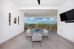 Casa Blanca 3 Master Suites & Pool Walk To Beach