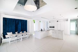 Beachfront Luxury Villa W Pool Sunset Casa De Lys