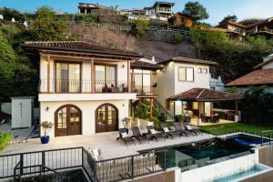 Casa Margarita Ocean View Villa W Infinity Pool