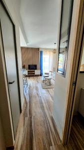 Carquediem - close toamenities