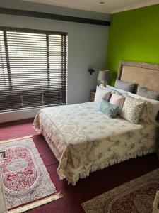 Nzwaki Self Catering