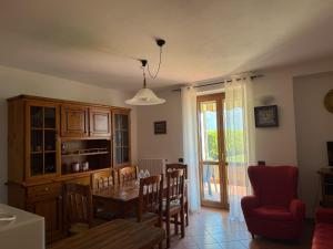 La Gioiosa apartment with garden terrace