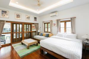 Whisper Oasis - Award-Winning Jacuzzi Pool Villa for 10 - 3BR, Daily Housekeeping