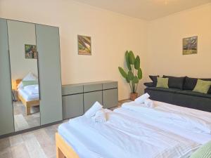 Wuppertal Zentral - Nähe DUS & Essen & Köln - 3 Bedrooms - 240 cm Esstisch, Kinder willkommen