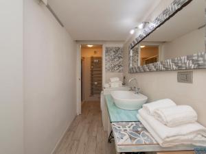 I-Host Apartment - Nino Bixio 29