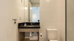 Housi by Dabra - Conforto e modernidade: Studios no Tatuapé próximo ao metrô Carrão