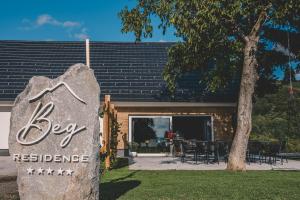 Beg Residence