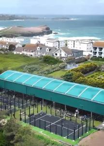 Three bedroom house in Porth