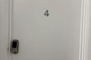 Studio - Sleeps 2 & Free Parking