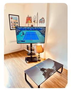 Grand T2 tout confort 50 M2 TV avec canal séries netflix Dazen Bein sport apple TV OCS paramount prime vidéo