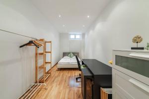 Spacious Belvedere Apartment